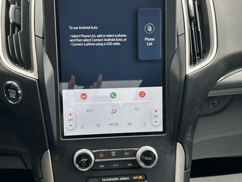 Used 2022 Ford Edge SEL AWD/4WD image 25