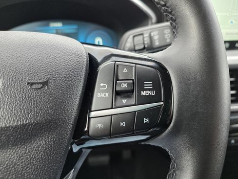 Used 2023 Ford Escape Platinum AWD/4WD image 19