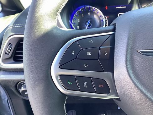 New 2026 Chrysler Pacifica Select image 13