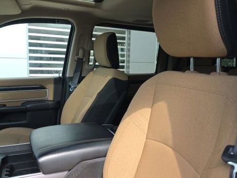 Used 2021 RAM 2500 Big Horn w/ Level 2 Equipment Group AWD/4WD image 7