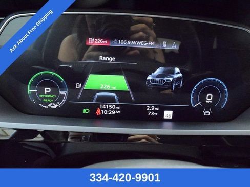 Used 2021 Audi e-tron Premium Plus w/ Premium Plus Package image 30