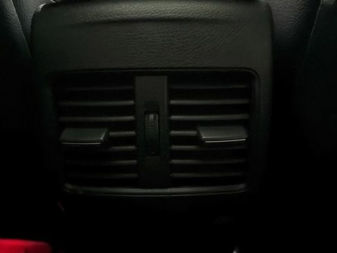 Used 2019 Mercedes-Benz CLA 250 image 27