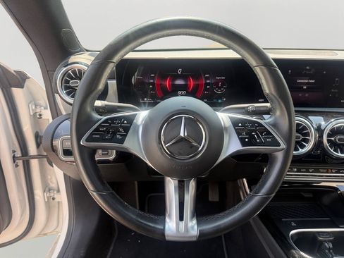 Used 2025 Mercedes-Benz CLA 250 4MATIC image 12