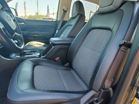 Used 2017 Chevrolet Colorado Z71 AWD/4WD image 15