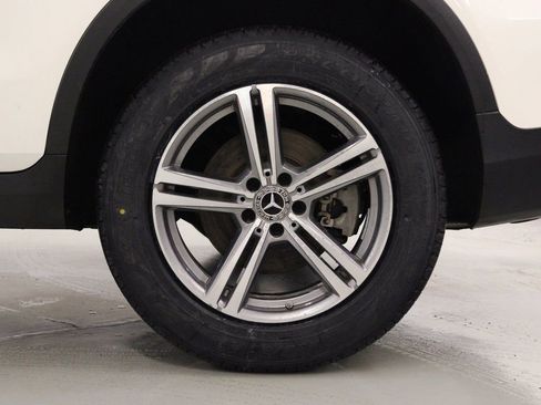 Used 2021 Mercedes-Benz GLC 300 4MATIC image 10