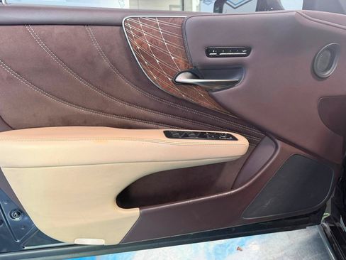 Used 2020 Lexus LS 500 AWD w/ Interior Upgrade Package image 10