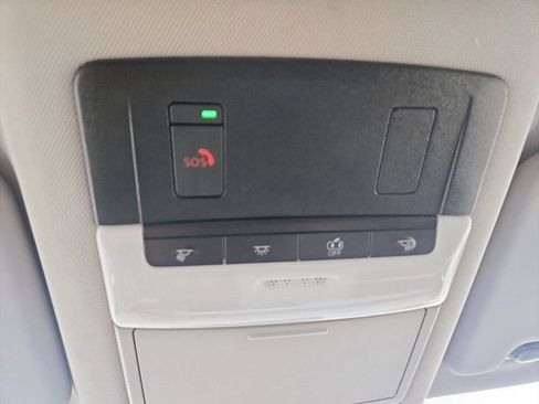 Used 2023 Nissan Rogue SV image 23