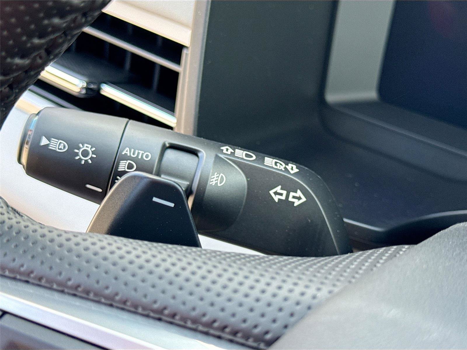 New 2026 Mitsubishi Outlander SEL FWD image 5