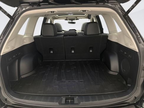 Used 2022 Subaru Forester Touring AWD/4WD image 23