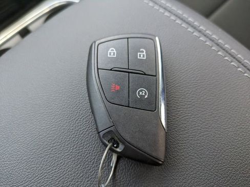 Used 2024 GMC Canyon Elevation w/ Convenience Package AWD/4WD image 31
