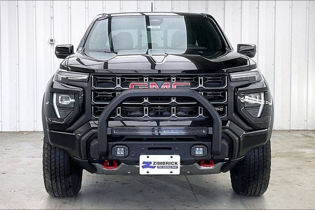 New 2025 GMC Canyon AT4 w/ Off-Road Front Bumper Package AWD/4WD image 3