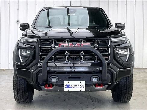 New 2025 GMC Canyon AT4 w/ Off-Road Front Bumper Package AWD/4WD image 3