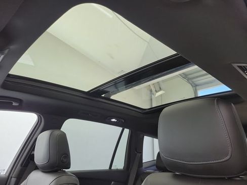 Used 2022 Cadillac XT6 Premium Luxury FWD image 20