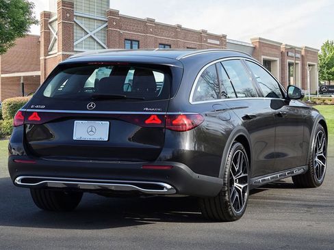 New 2026 Mercedes-Benz E 450 4MATIC All-Terrain Wagon image 6