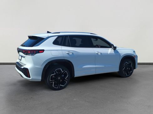 New 2026 Volkswagen Tiguan SEL R-Line image 5