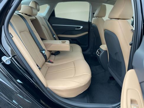 New 2025 Hyundai Sonata Limited image 24