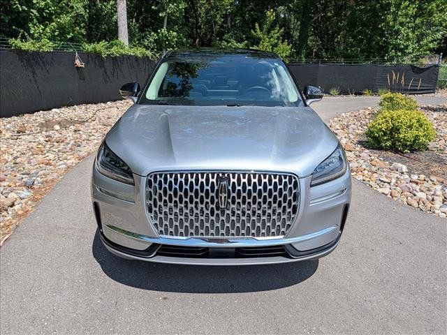 Used 2023 Lincoln Corsair AWD w/ Equipment Group 101A image 8