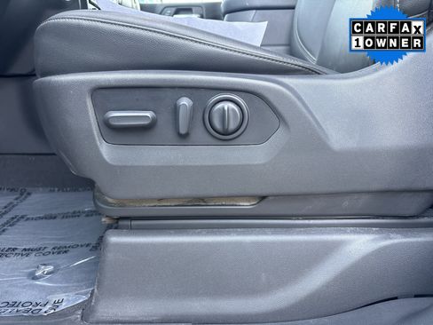 Used 2022 Chevrolet Silverado 1500 LT Trail Boss w/ Convenience Package II image 13