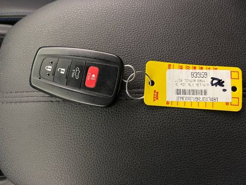 Certified 2024 Toyota RAV4 XSE w/ Advanced Technology Package AWD/4WD image 24