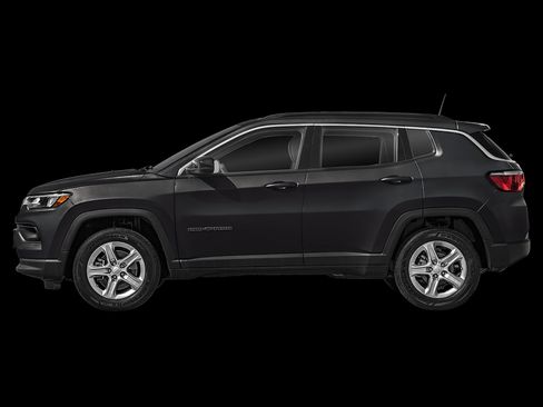 Certified 2024 Jeep Compass Latitude AWD/4WD image 3