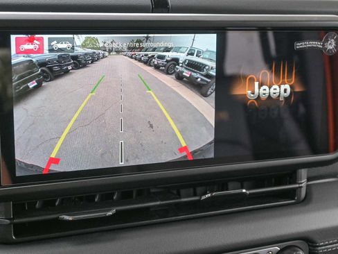 New 2025 Jeep Wrangler Unlimited Rubicon 392 image 31