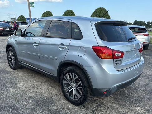 Used 2016 Mitsubishi Outlander Sport ES image 3
