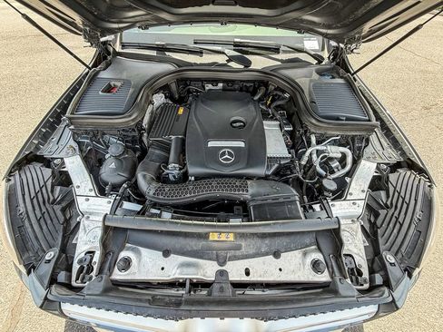 Used 2019 Mercedes-Benz GLC 300 4MATIC Coupe image 27