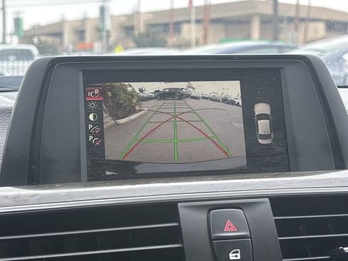 Used 2017 BMW 330i Sedan image 27