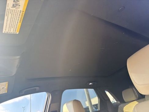 Used 2018 Cadillac XT5 Luxury w/ Driver Awareness Package image 29