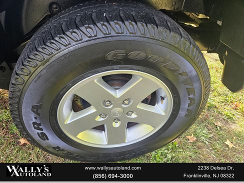 Used 2015 Jeep Wrangler Sport w/ Quick Order Package 24S image 23