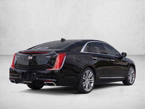 Used 2018 Cadillac XTS Luxury FWD image 7