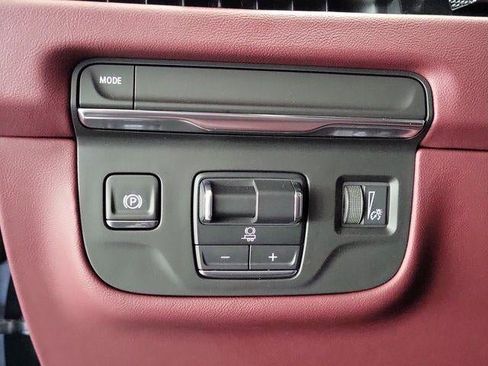 Certified 2025 Cadillac Escalade Premium Luxury RWD image 13