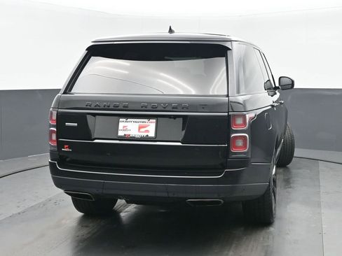 Used 2018 Land Rover Range Rover Supercharged image 4