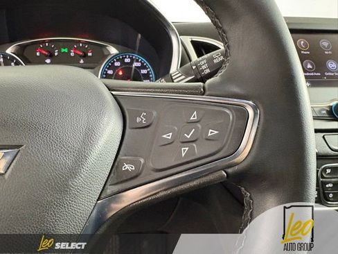 Used 2024 Chevrolet Equinox LT w/ LPO, Floor Liner Package FWD image 19