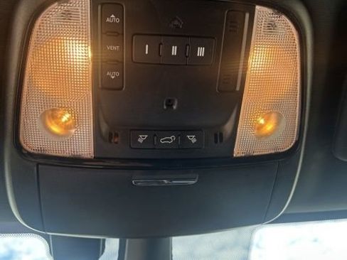 Used 2024 Dodge Durango GT AWD/4WD image 22