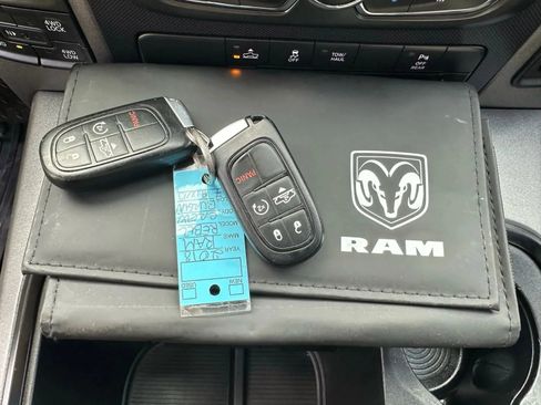 Used 2018 RAM 1500 Rebel w/ Luxury Group image 39