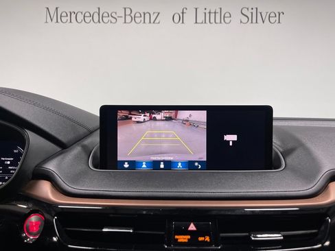 Used 2024 Acura MDX SH-AWD w/ Technology Package image 34