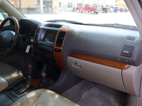 Used 2004 Lexus GX 470 AWD/4WD image 18