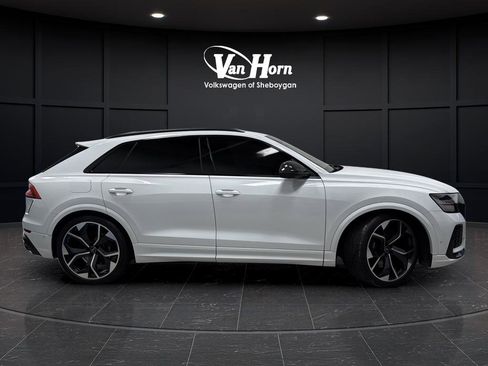 Used 2023 Audi RS Q8 w/ Black Optic Package image 2