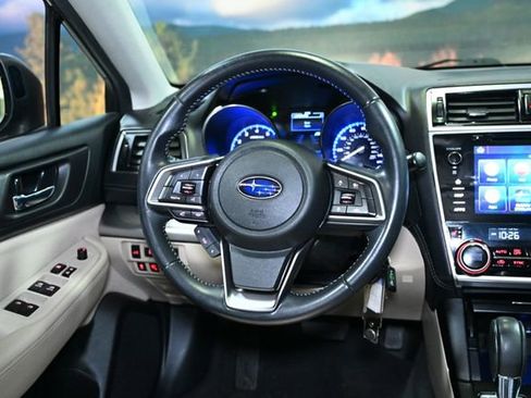 Used 2019 Subaru Outback 2.5i Premium image 47