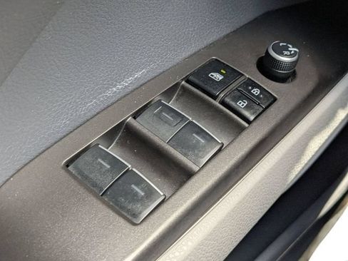 Used 2023 Toyota Camry XLE FWD image 24