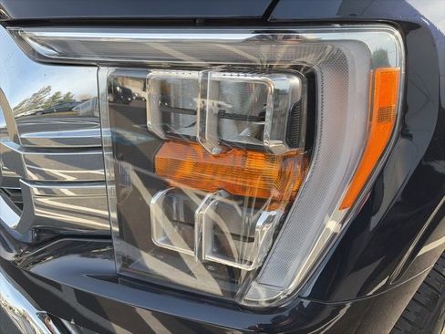 Used 2022 Ford F150 XLT w/ Equipment Group 302A High image 13