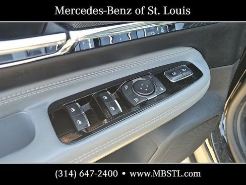 Used 2020 Lincoln Corsair Reserve w/ Equipment Group 201A image 17