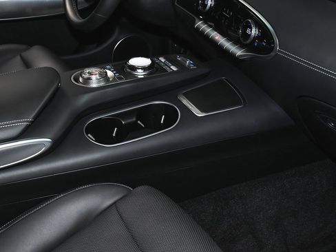 Used 2025 Genesis GV70 2.5T w/ Select Package image 59