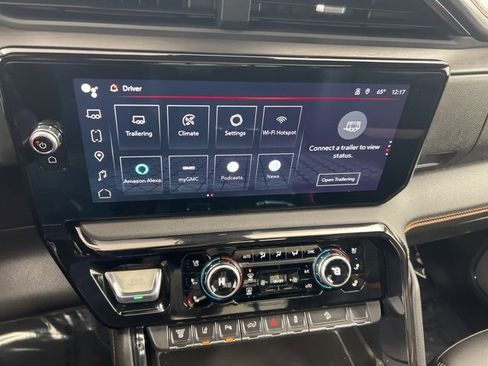 Used 2024 GMC Sierra 3500 AT4 w/ AT4 Premium Plus Package image 17