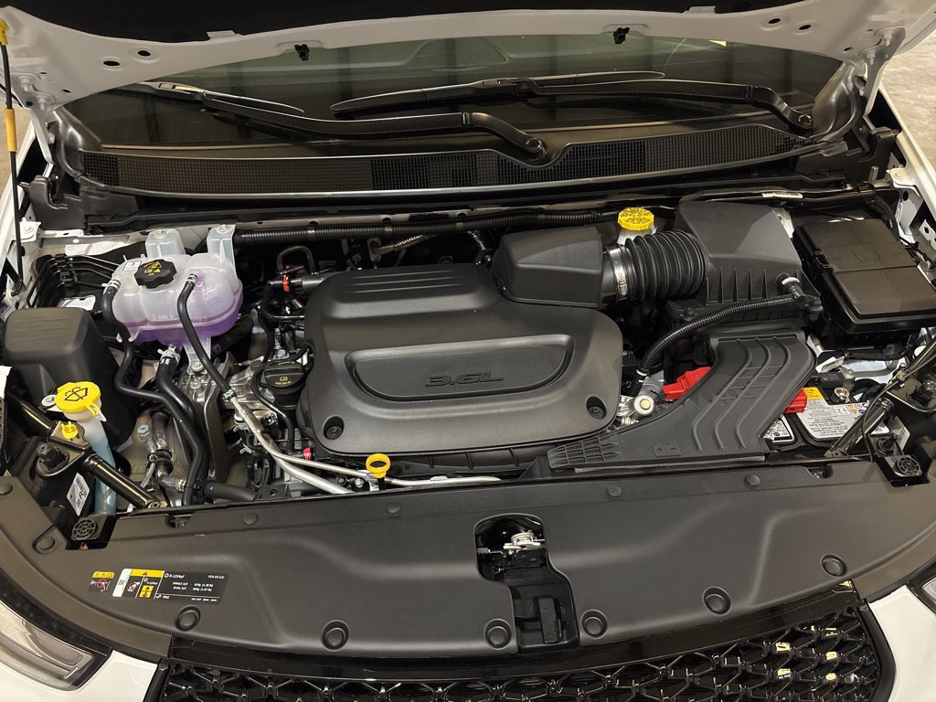New 2026 Chrysler Pacifica Select w/ S Appearance Package FWD image 16