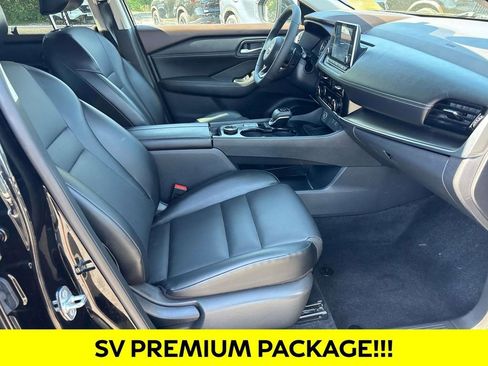 Used 2023 Nissan Rogue SV w/ SV Premium Package AWD/4WD image 16