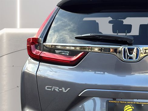 Used 2021 Honda CR-V Touring image 29