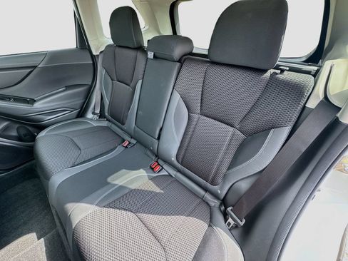 Used 2019 Subaru Forester Premium AWD/4WD image 22
