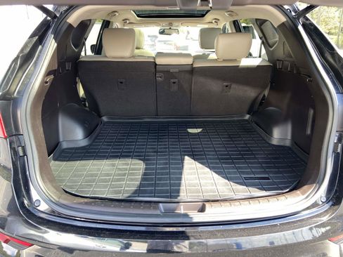 Used 2017 Hyundai Santa Fe Sport w/ 2.4L Tech Package 04 image 8